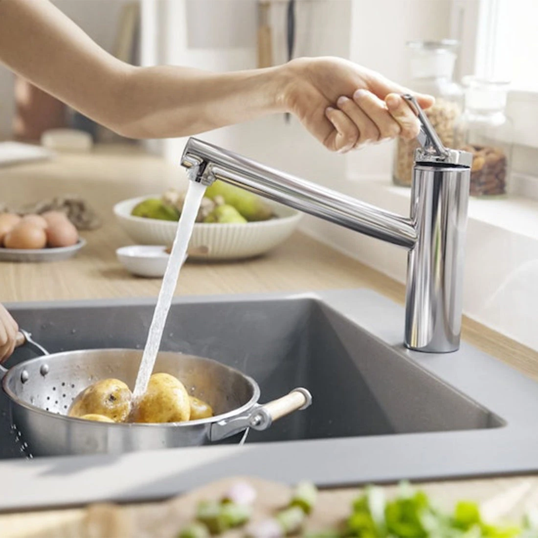 Hansgrohe Zesis M33 Single Lever Kitchen Mixer 150, 1jet Chrome Hansgrohe Zesis M33 Single Lever Kitchen Mixer 150, 1jet Chrome -Cook & Bathe 74802003 Lifestyle Web ac3b643a 7645 4ee2 a1e4 83c3352495f4