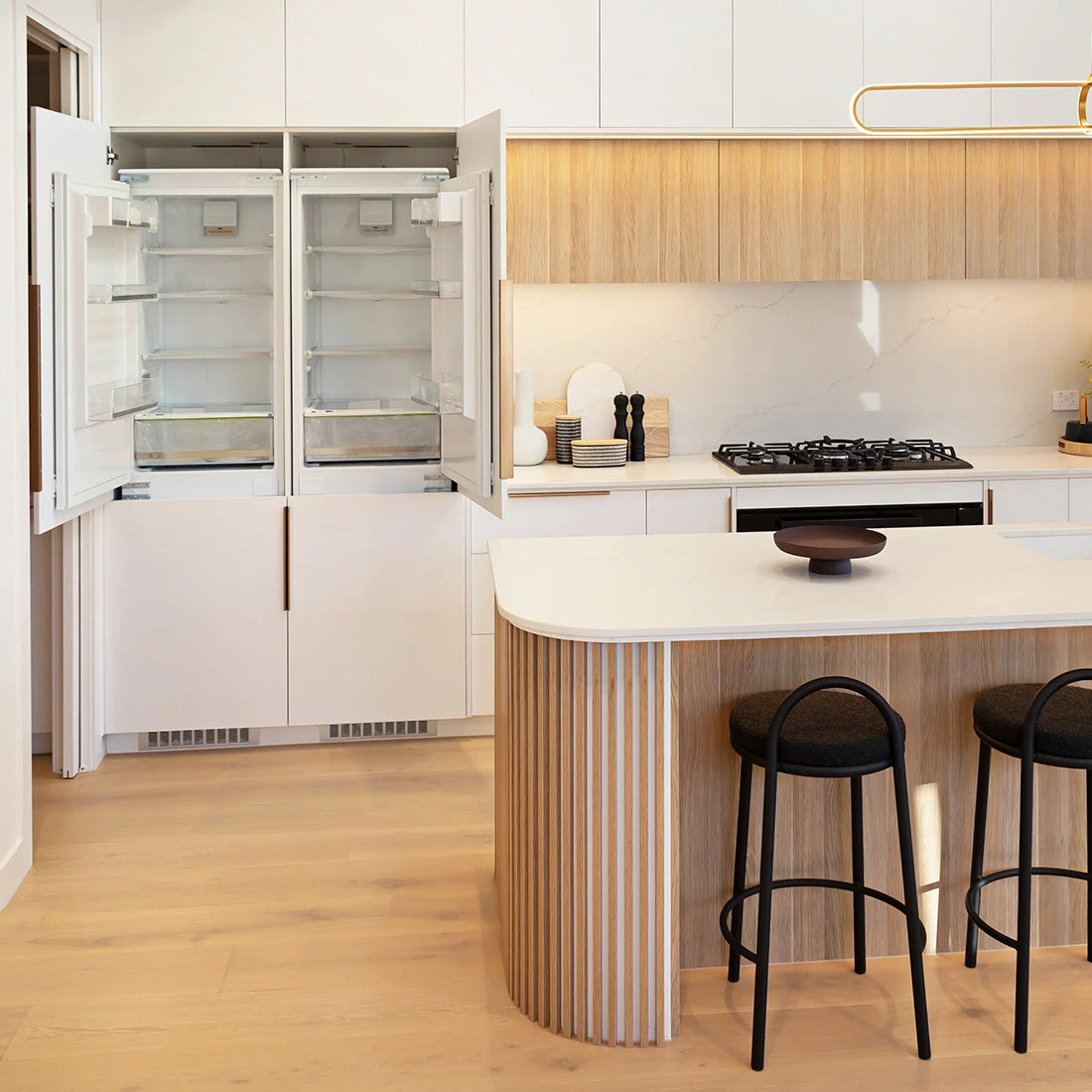 Kleenmaid Fully Integrated Fridge/Freezer, White Kleenmaid Fully Integrated Fridge/Freezer, White -Cook & Bathe CRZ25511 lifestyle6