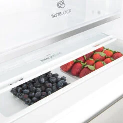 Electrolux 609L UltimateTaste 900 French Door Fridge Natural Stainless Steel 4 Electrolux 609L UltimateTaste 900 French Door Fridge Natural Stainless Steel -Cook & Bathe EHE6899BA 4