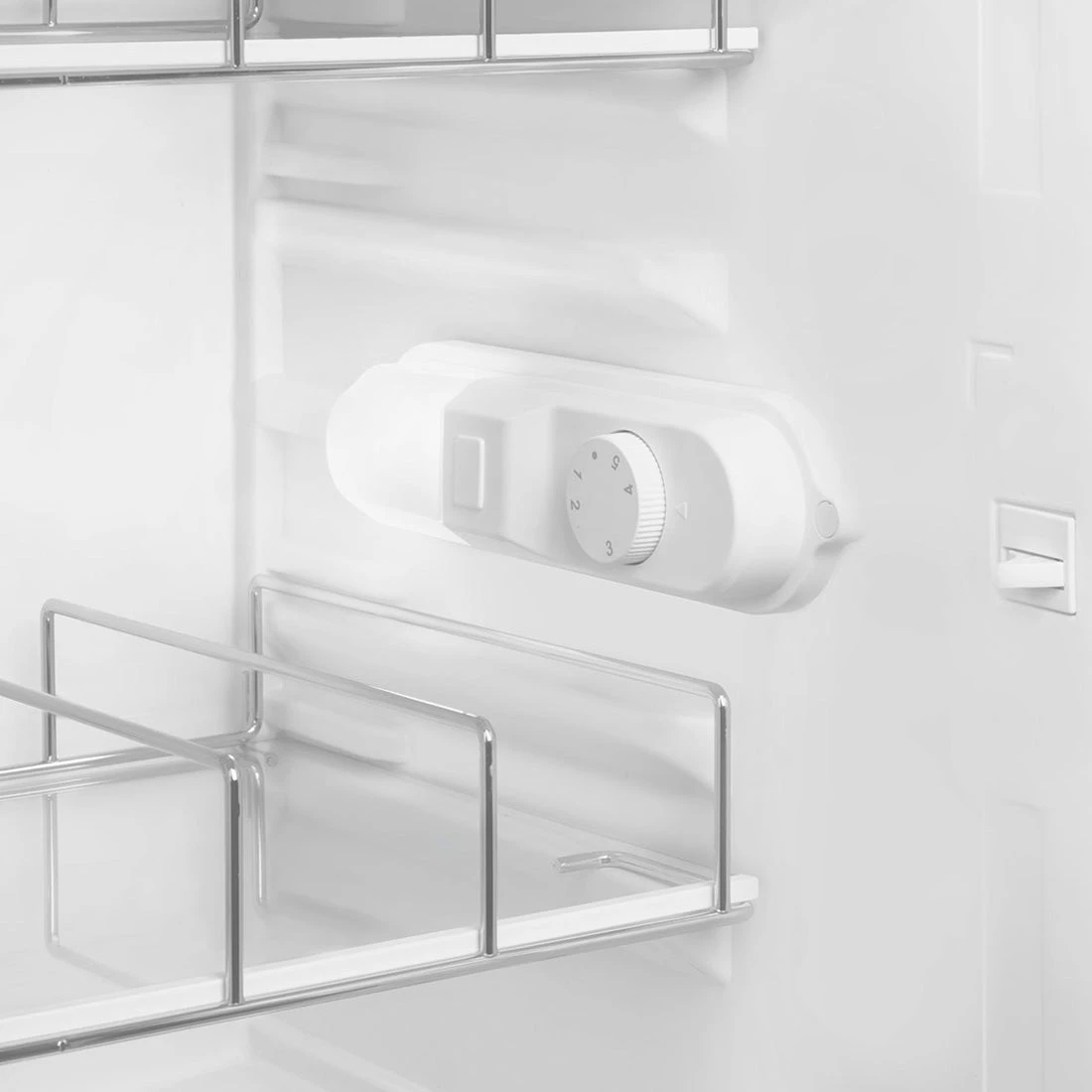 Smeg FAB10 50's Style 135L Retro Refrigerator Right Hand Hinge Italian Flag Smeg FAB10 50's Style 135L Retro Refrigerator Right Hand Hinge Italian Flag -Cook & Bathe FAB10HRCR5AU 5 1