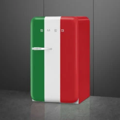 Smeg FAB10 50's Style 135L Retro Refrigerator Right Hand Hinge Italian Flag 3 Smeg FAB10 50's Style 135L Retro Refrigerator Right Hand Hinge Italian Flag -Cook & Bathe FAB10HRDIT6 3