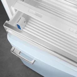 Smeg FAB38 50's Style 481L Retro Refrigerator Right Hand Hinge Pastel Blue 6 Smeg FAB38 50's Style 481L Retro Refrigerator Right Hand Hinge Pastel Blue -Cook & Bathe FAB38RPB5AU 5