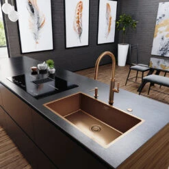 Franke Mythos Masterpiece Pull-Out Tap Copper 3 Franke Mythos Masterpiece Pull-Out Tap Copper -Cook & Bathe TA6701CP lifestyle