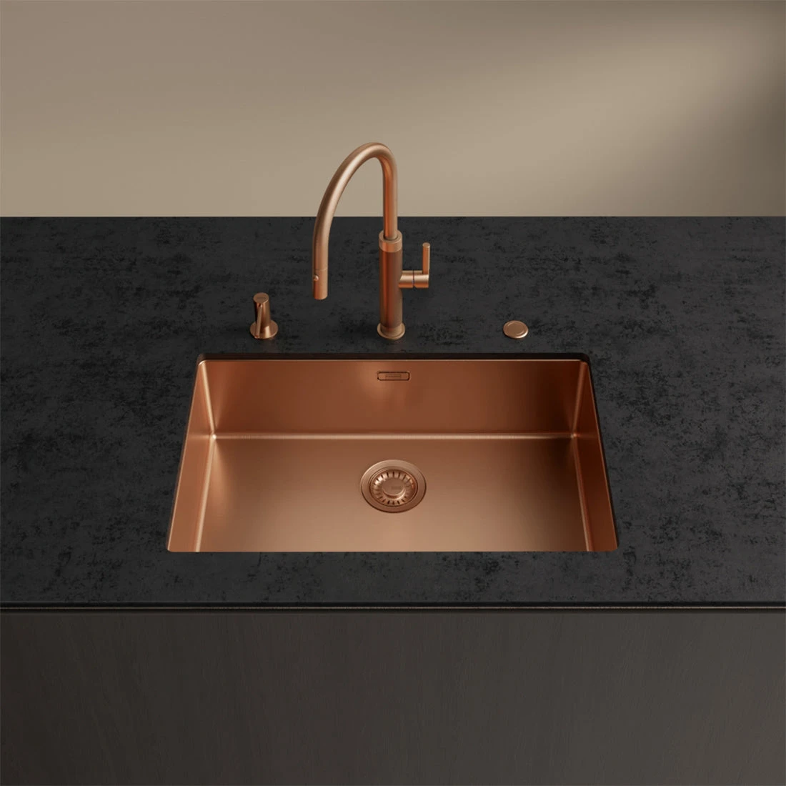 Franke Mythos Masterpiece Pull-Out Tap Copper Franke Mythos Masterpiece Pull-Out Tap Copper -Cook & Bathe TA6701CP lifestyle2