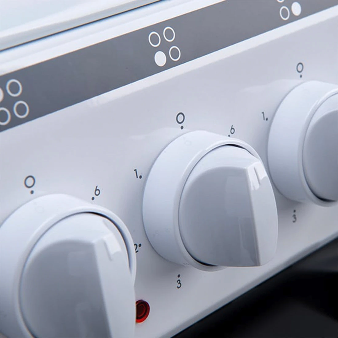 Euro Appliances Electric Freestanding Oven, White, 50cm Euro Appliances Electric Freestanding Oven, White, 50cm -Cook & Bathe ev500ewh closeup2