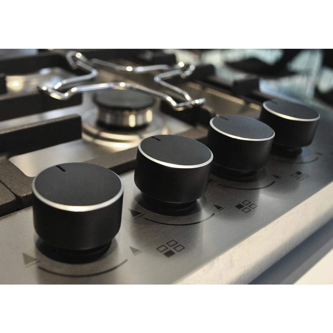 Kleenmaid Gas Cooktop Stainless Steel 110cm Kleenmaid Gas Cooktop Stainless Steel 110cm -Cook & Bathe gct11030 closeup2